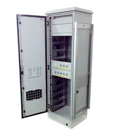 Kabinett 240V der Lithium-Eisen-Batterie-IP55 Wechselstrom-Heizung im Freien mit 10 Stück-Batterie-Modulen